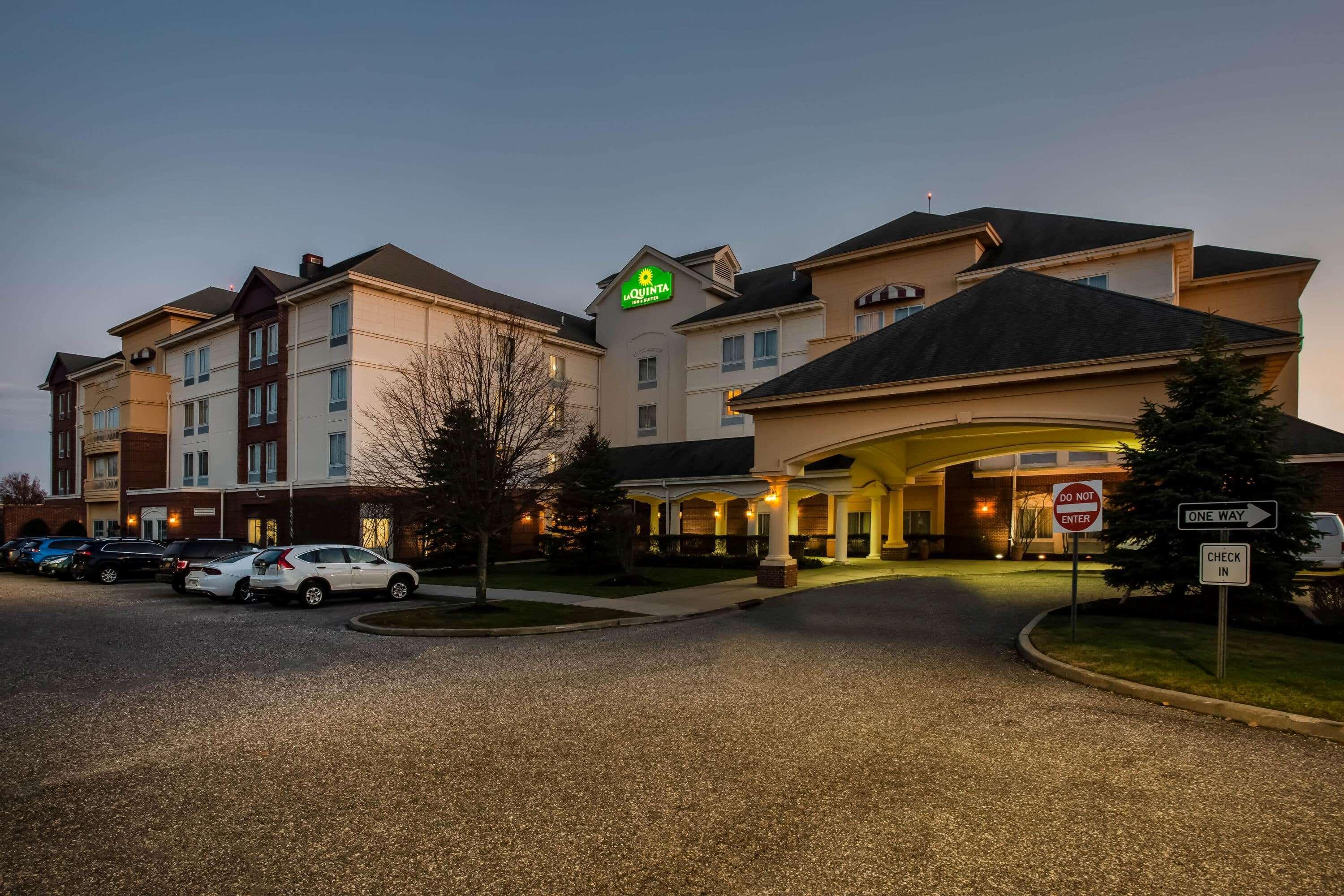La Quinta By Wyndham Islip - Macarthur Airport Bohemia Eksteriør bilde